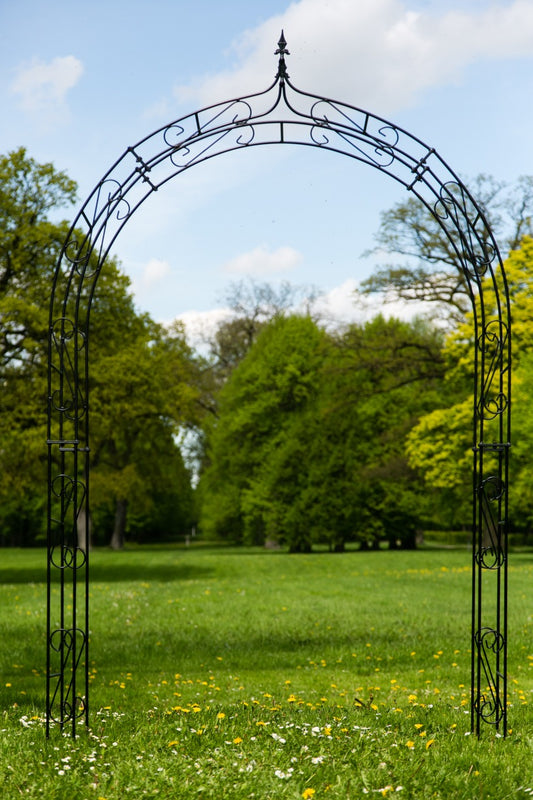 Arche en fer forgé – Élégance intemporelle