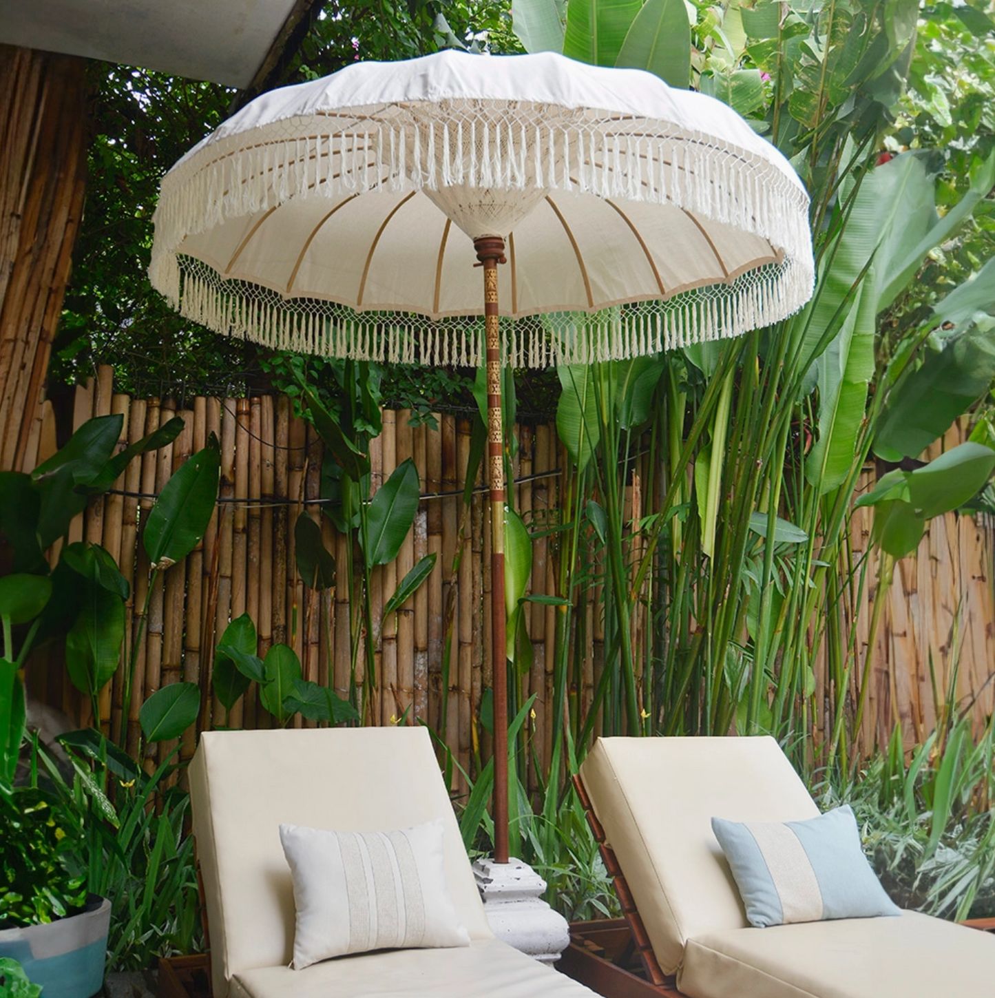 Parasol balinais